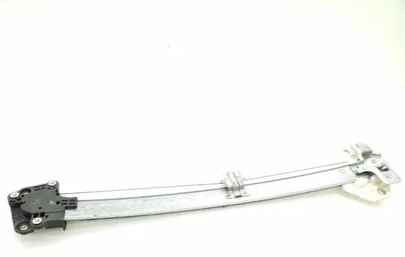 Honda CR-V Front window lifting mechanism without motor