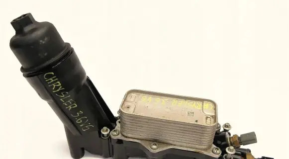 Oil filter mounting bracket
