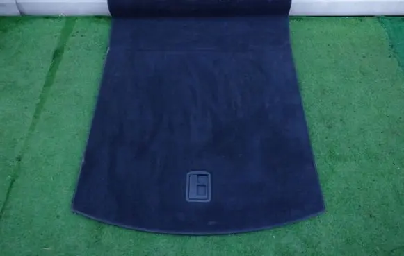 Trunk/boot mat liner