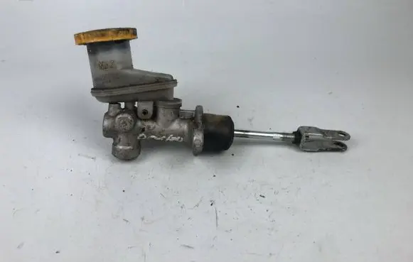 Subaru Outback Clutch master cylinder