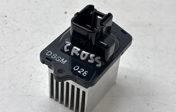 Subaru Crosstrek III Heater blower motor/fan resistor W980