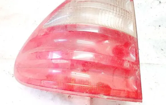 Mercedes-Benz E W210 Rear/tail lights a2108205364