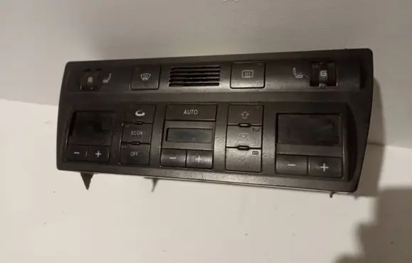 Audi A6 S6 C5 4B Climate control unit 4B0820043G D610000 5HB00760405