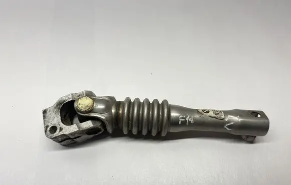 BMW 5 F10 F11 Steering column universal joint 001