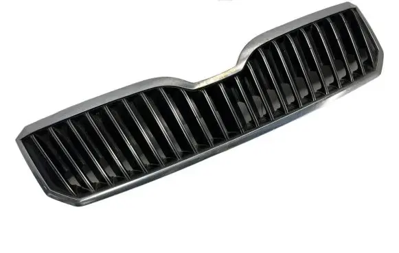 Skoda Superb B6 (3T) Front bumper upper radiator grill 3T0853668B