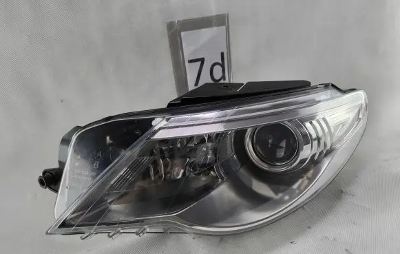 Volkswagen PASSAT CC Headlight/headlamp 3C8941751C