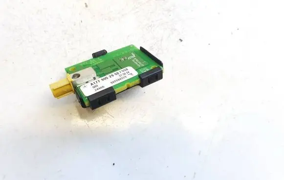 Mercedes-Benz EQB Antenna control unit a1779052902 920584003