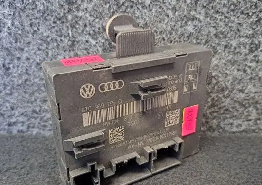 Audi A5 8T 8F Door control unit/module 8T0959795Q