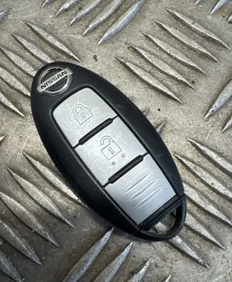 Nissan Qashqai Ignition key/card S180144102 TA20121102