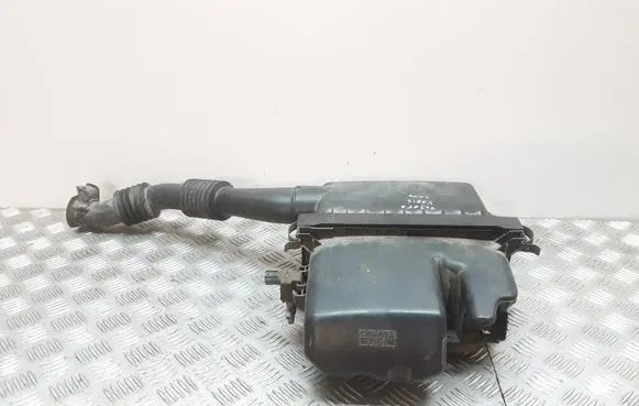 Toyota Yaris Air filter box 177000J010