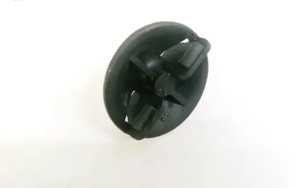 Audi 80 90 S2 B4 Spare wheel bolt 