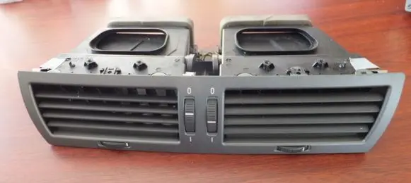 BMW 7 E65 E66 Dash center air vent grill 6943007 BMW6943007