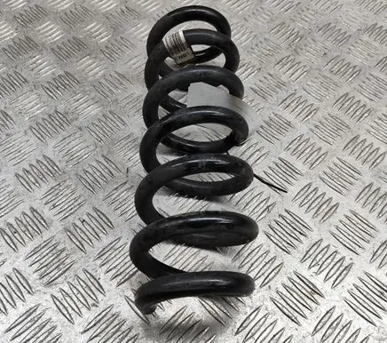 BMW 3 G20 G21 Rear coil spring 6889981