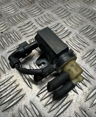 Mercedes-Benz SLK R172 Turbo solenoid valve A0091533128 70078208 12T116
