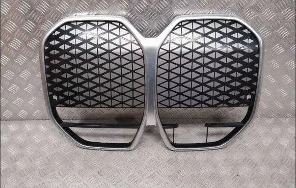 BMW i4 Front grill 5A79CF901