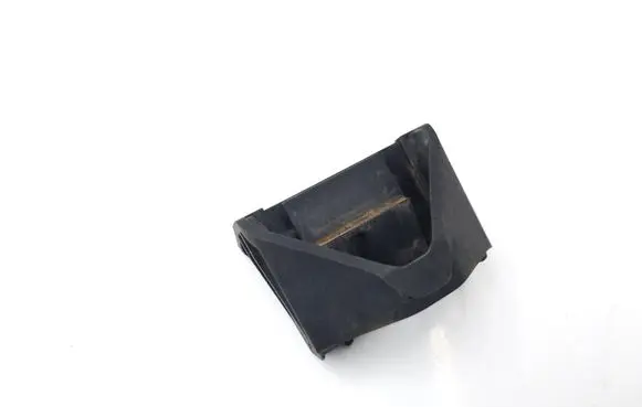 BMW X3 F25 Radiator mount bracket 7593779
