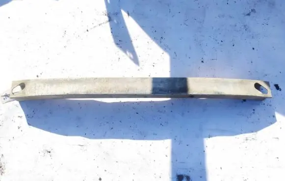 Nissan Primera Front bumper cross member