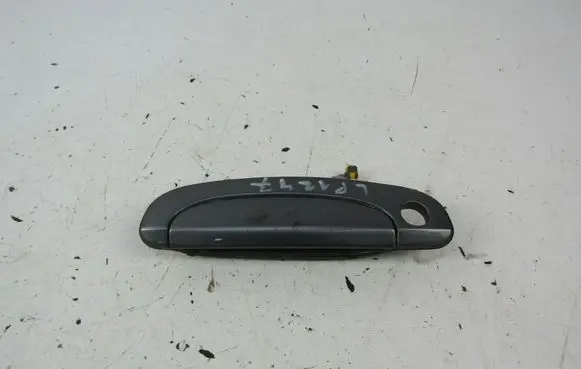 Hyundai Getz Front door exterior handle 