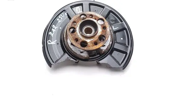 Mercedes-Benz E W212 Rear wheel hub A2123500141