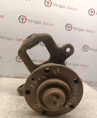 Mercedes-Benz Sprinter W901 W902 W903 W904 Front wheel hub spindle knuckle 9013320202