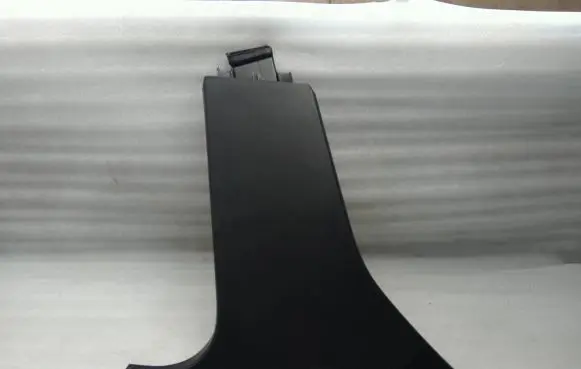 Volvo V60 (B) pillar trim (bottom) 31307480 A068498 31307430
