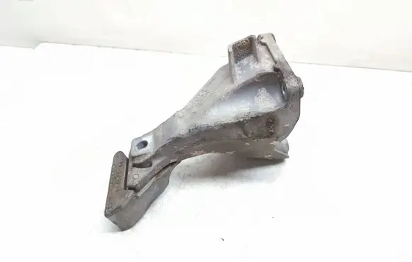 BMW 3 E90 E91 Engine mounting bracket 6781916 22116781916