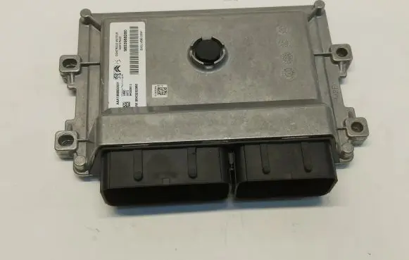 Opel Mokka B Engine control unit/module ECU 9853988280