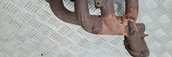 Suzuki SJ 410 Exhaust manifold