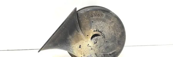 Volkswagen PASSAT B5 Horn signal 0092018
