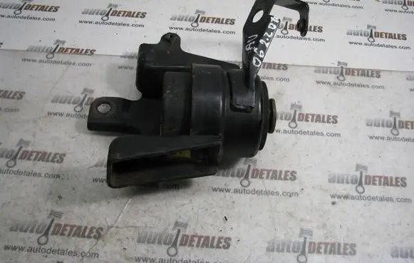 Toyota Avensis T250 Engine mount bracket