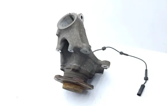 BMW 2 F22 F23 Front wheel hub spindle knuckle 6792285