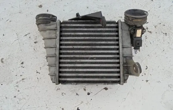 Volkswagen Amarok Intercooler radiator