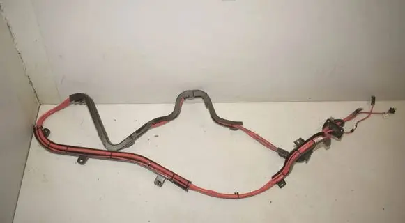 Positive cable (battery)