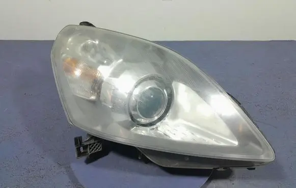 Opel Zafira B Headlight/headlamp 13252471