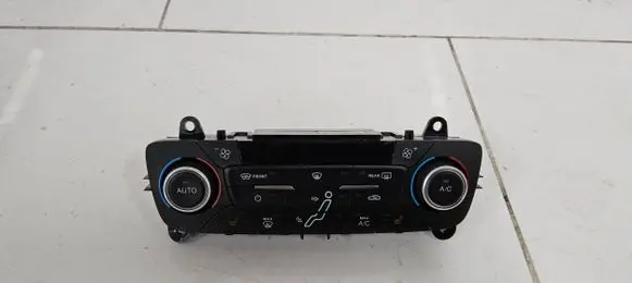 Ford Focus Climate control unit 18C612 0259A DR7JA