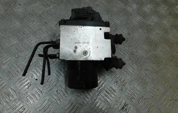 Volkswagen PASSAT B6 ABS Pump 3C0614109C 16431601 16431501C
