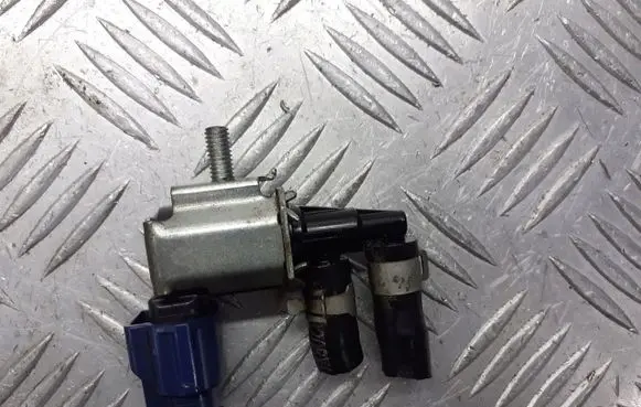 Nissan Micra Valve vacuum K5T48474