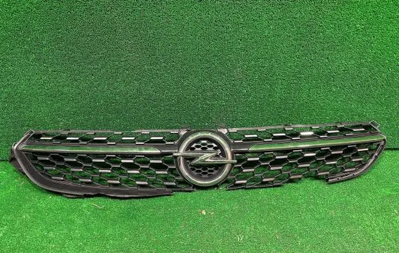 Opel Corsa F Front grill