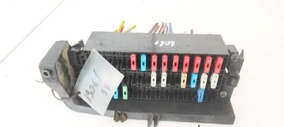Renault Trafic II (X83) Fuse box set 1810916000
