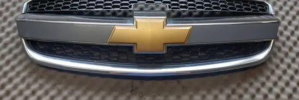 Chevrolet Captiva Front bumper upper radiator grill 96442718 96442715
