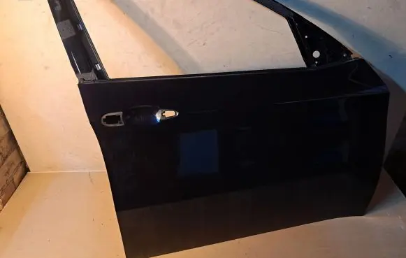 BMW X6 M Front door
