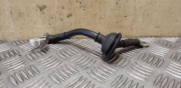 Volkswagen Touareg I Positive cable (battery)