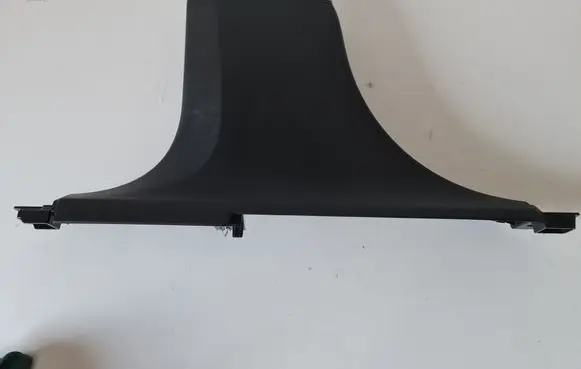 Volvo XC90 (B) pillar trim (bottom) 39829965