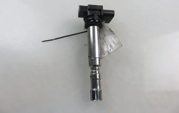 Volkswagen Phaeton High voltage ignition coil 07C905715A