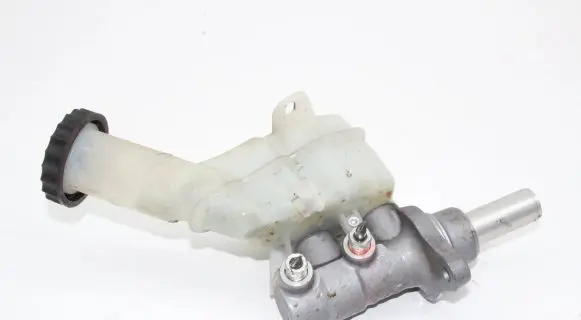 Mitsubishi Outlander Master brake cylinder 220536