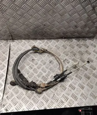 Volvo XC70 Gear shift cable linkage 9143964