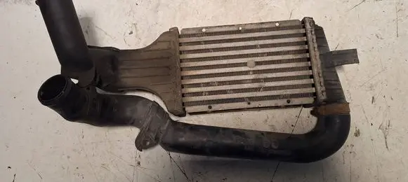 Opel Zafira A Intercooler radiator BEHR73645 09129519