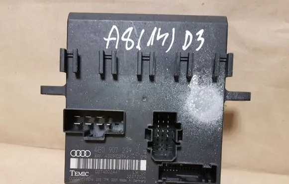 Audi A8 S8 D3 4E Comfort/convenience module 4E0907279J
