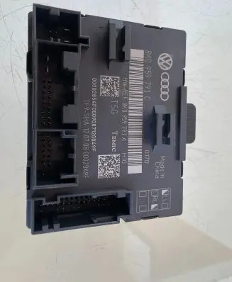 Audi A4 S4 B8 8K Door control unit/module 8K0959793A 8K0959793C