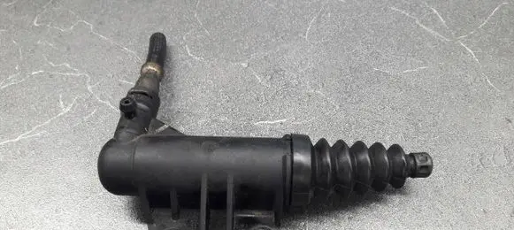 Fiat Doblo Clutch master cylinder 46541667
